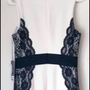 Jennifer Lopez size 12 white black lace NWT